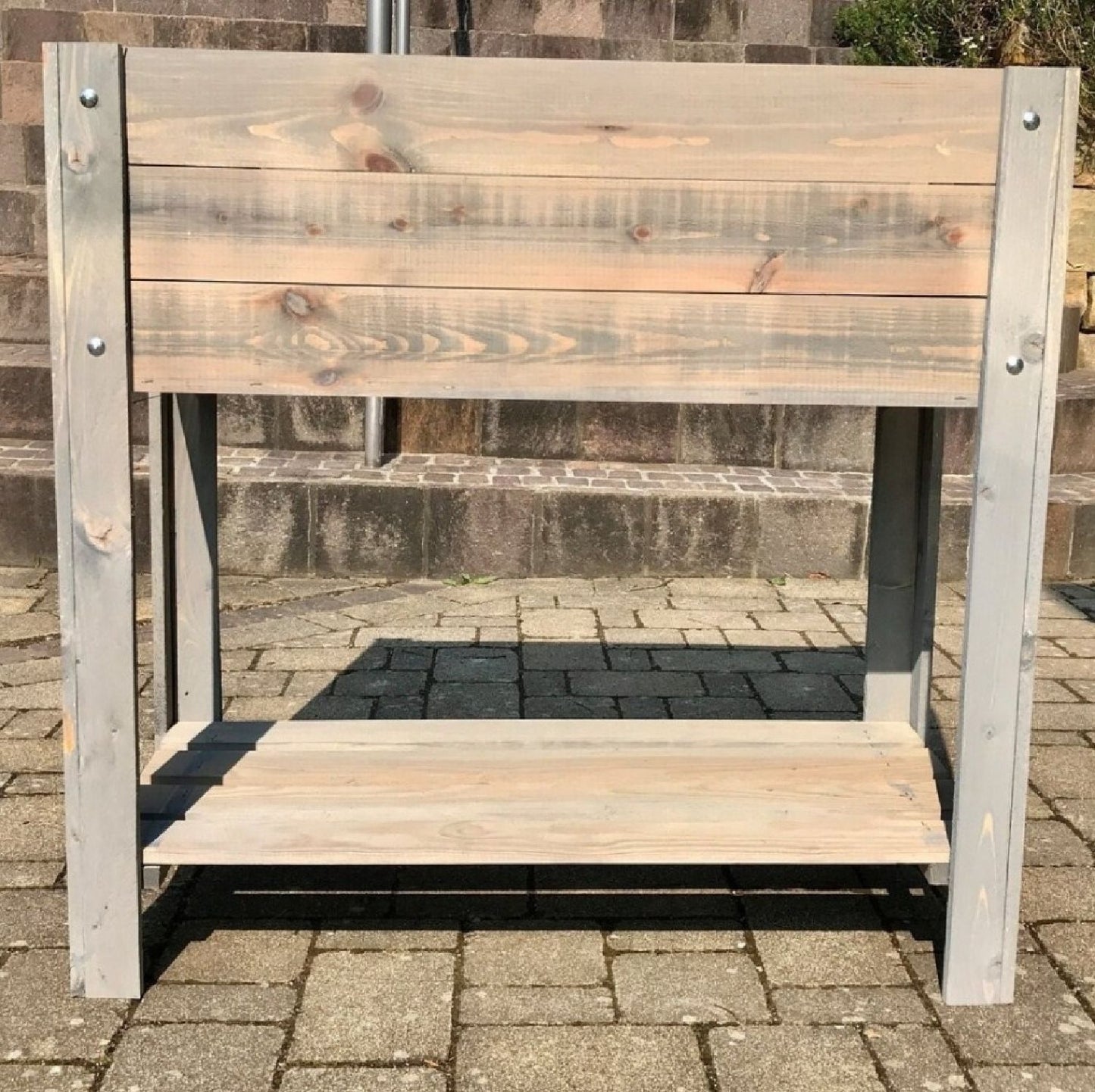 Hochbeet mit Ablage aus Kiefernholz