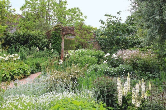 Garten-Idee aus Sissinghurst – Wer nach England reist, um Gärten zu besuchen, für den ist dieser ein Muss - der berühmte Garten von Sissighurst Castle in Kent.