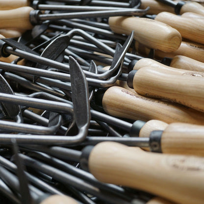 Cape Cod Weeder (mit Holzgriff aus Esche)