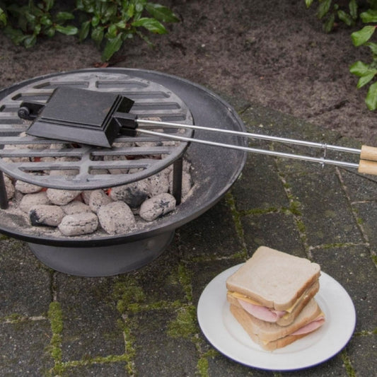 Toasteisen aus Gusseisen Griff aus Birkenholz